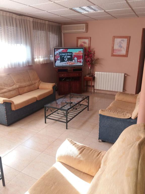 Hostal Jose Luis บรูเนเต ภายนอก รูปภาพ