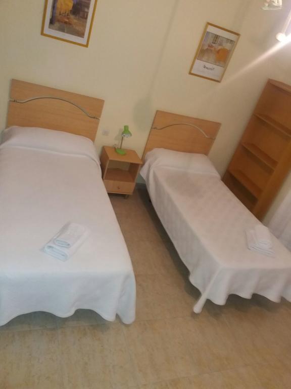 Hostal Jose Luis บรูเนเต ภายนอก รูปภาพ